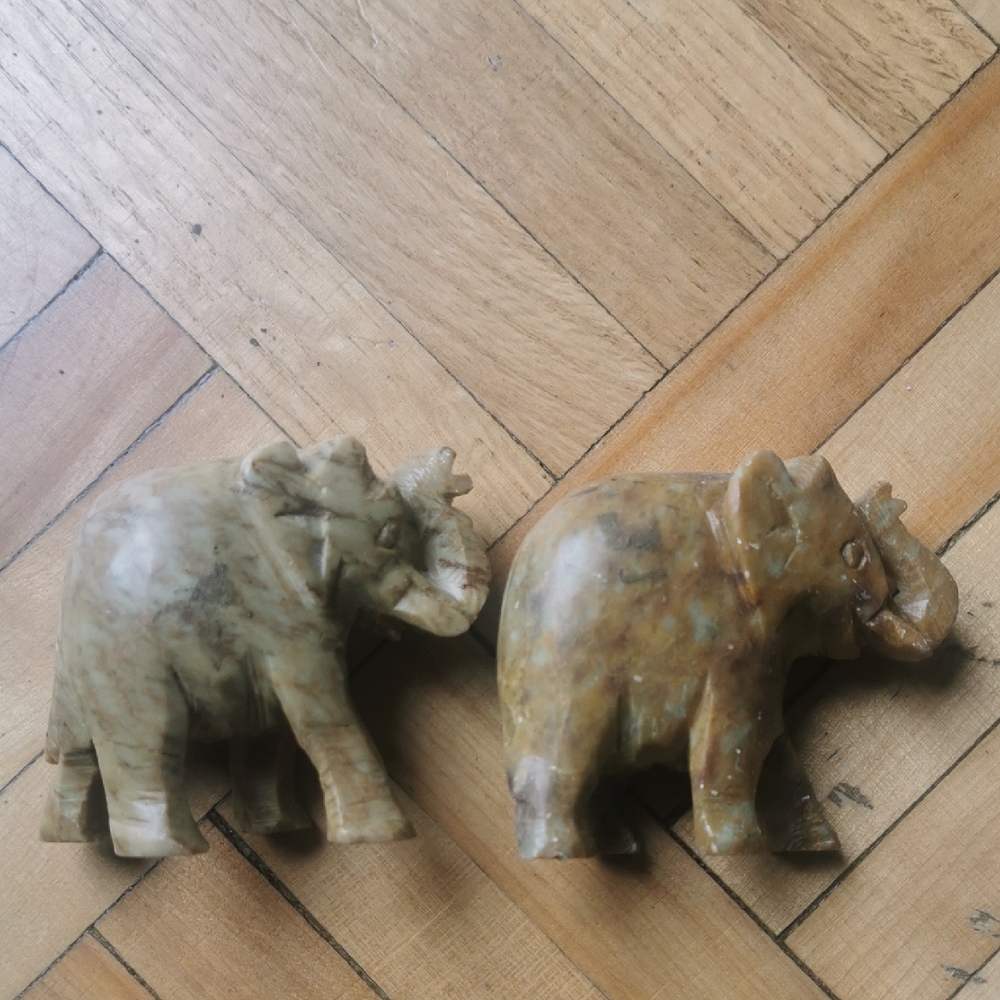 Handmade/Hand Carved Stone Elephant Decoration Set